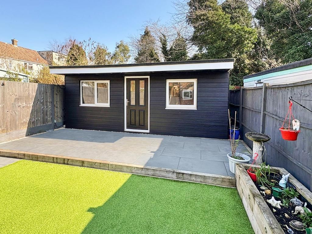 Property photo 2 of 16 Photo 2