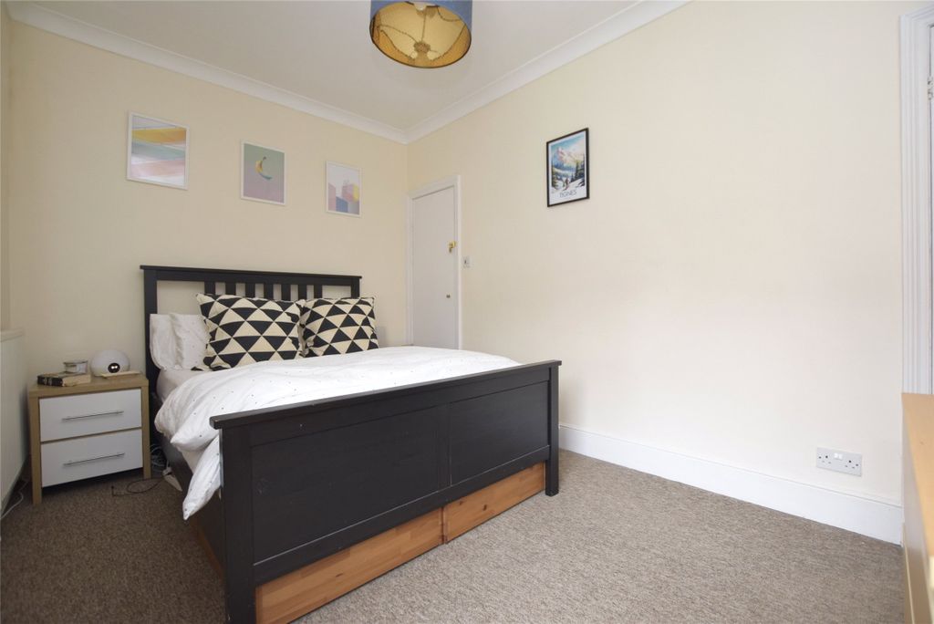 Property photo 3 of 11 Picture No. 17