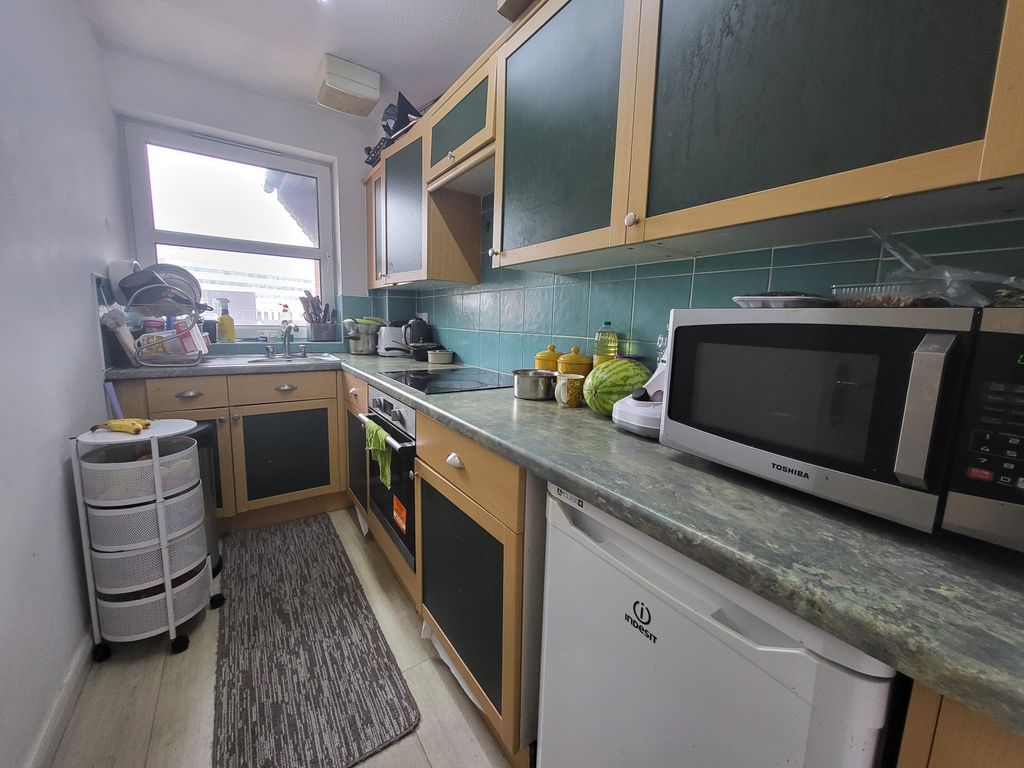 Property photo 3 of 12 Gallery