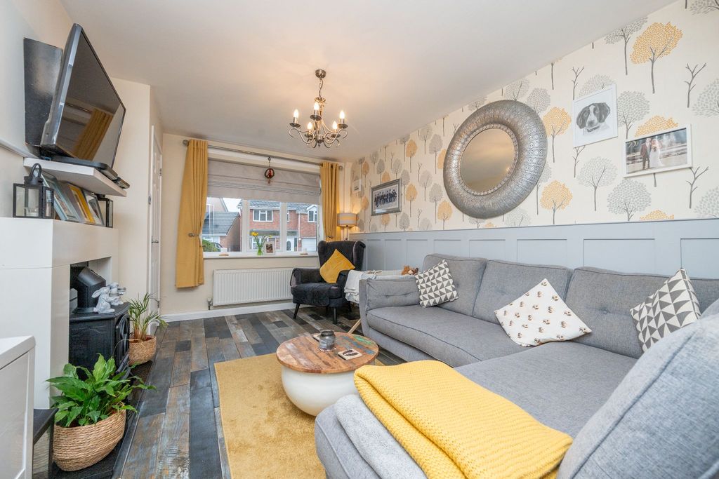 Property photo 2 of 22 Photograph 2