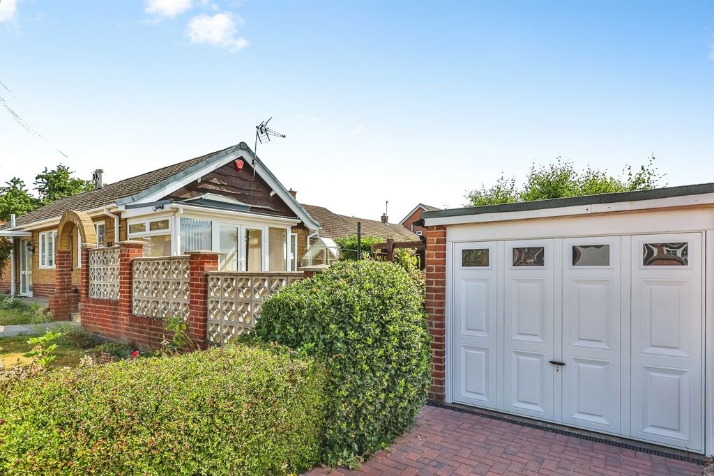 Property photo 1 of 19