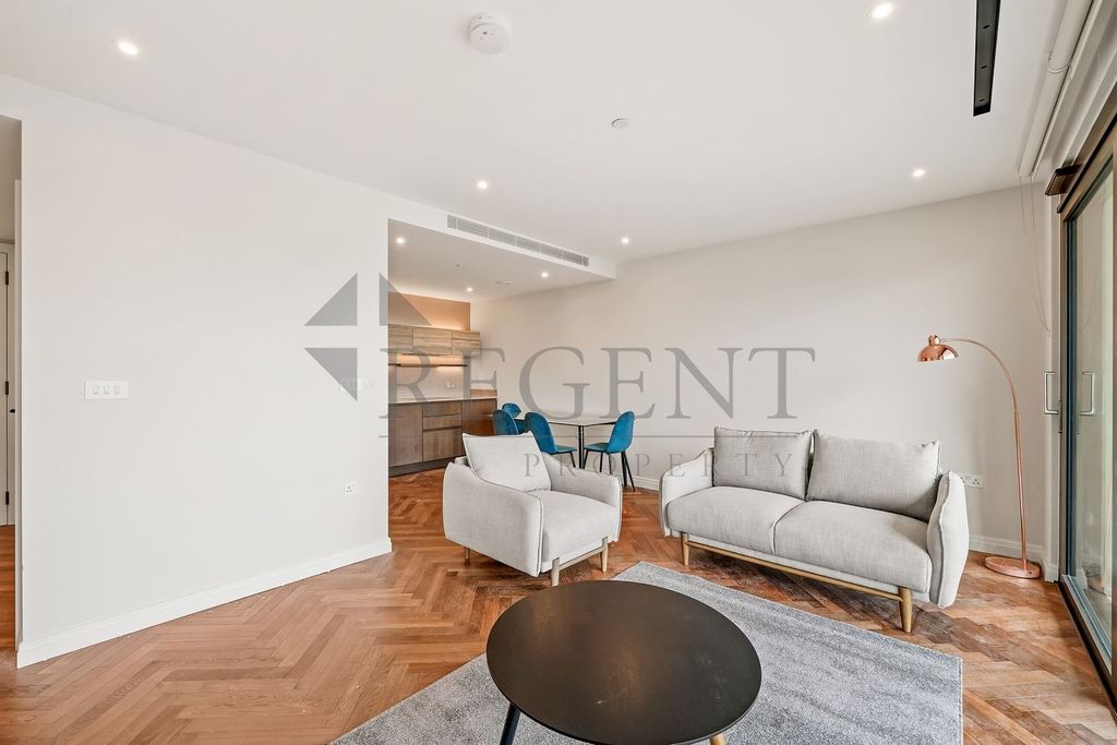 Property photo 2 of 10 Open Plan
