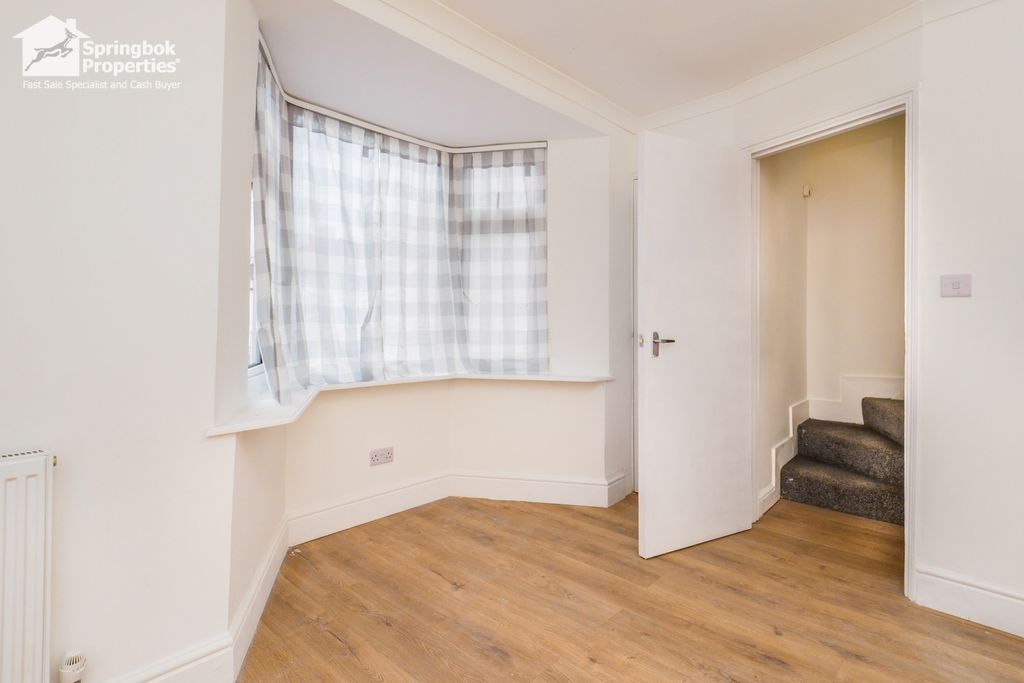 Property photo 2 of 9 Image 1