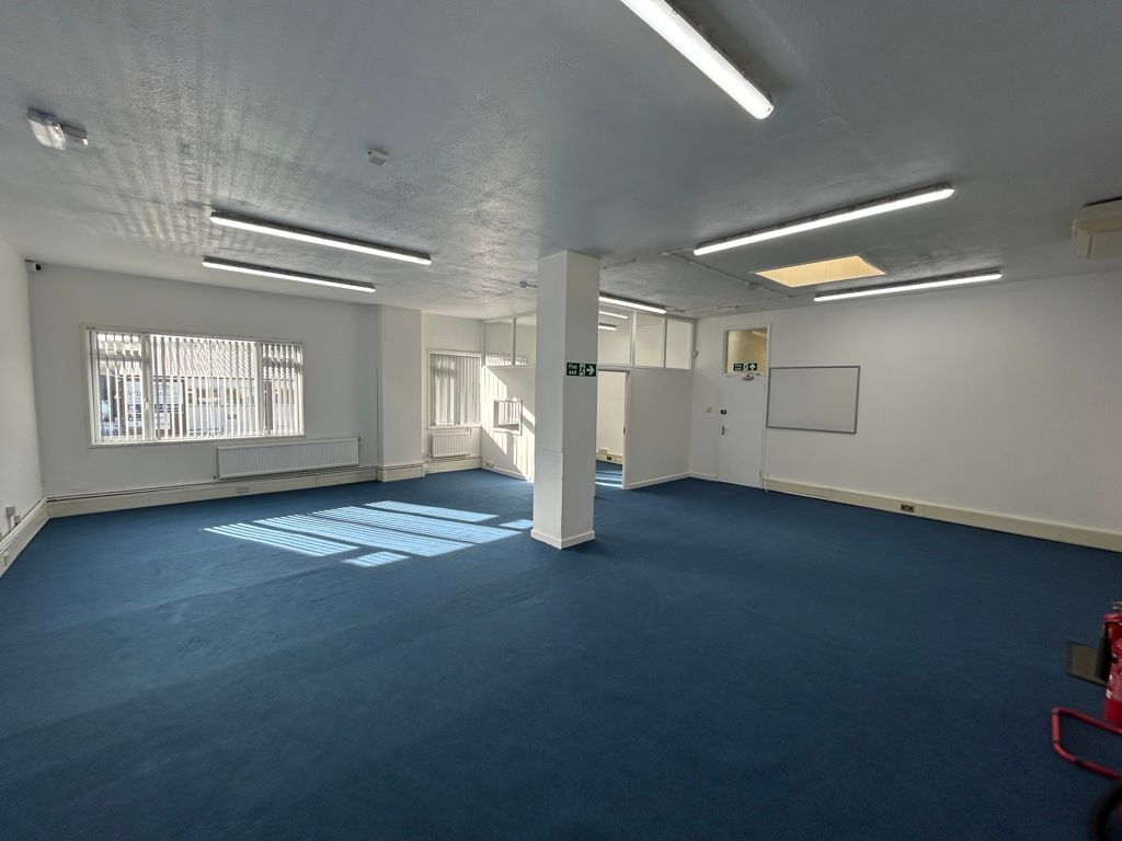 Property photo 3 of 30 Photo 3