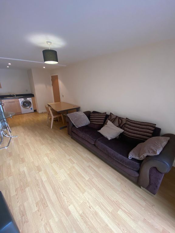 Property photo 1 of 7 6