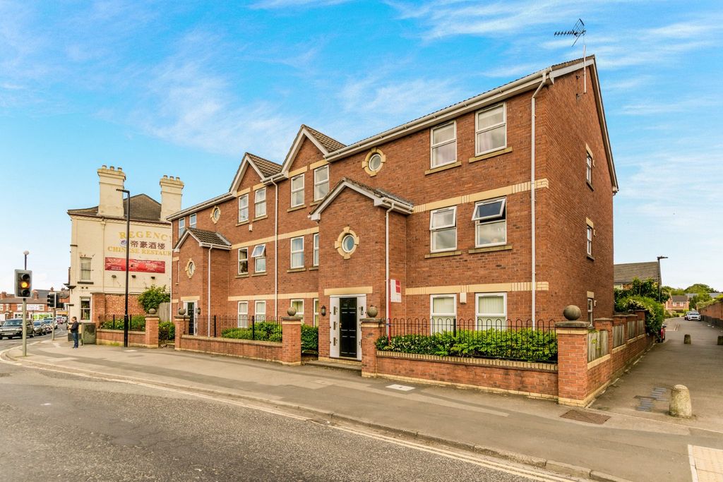 Property photo 1 of 6