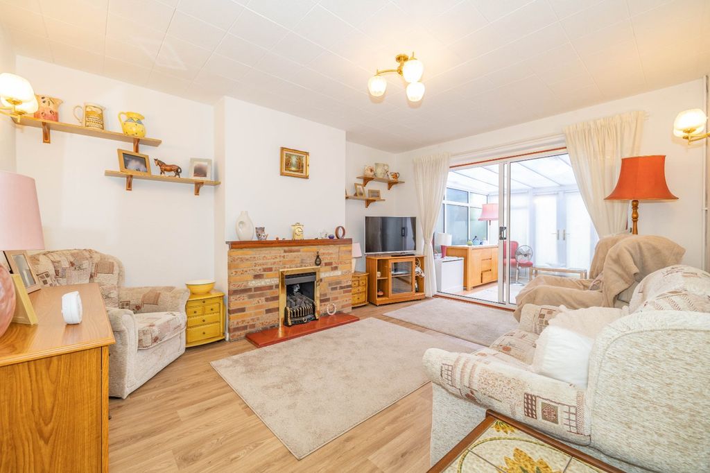 Property photo 2 of 12 Picture 2