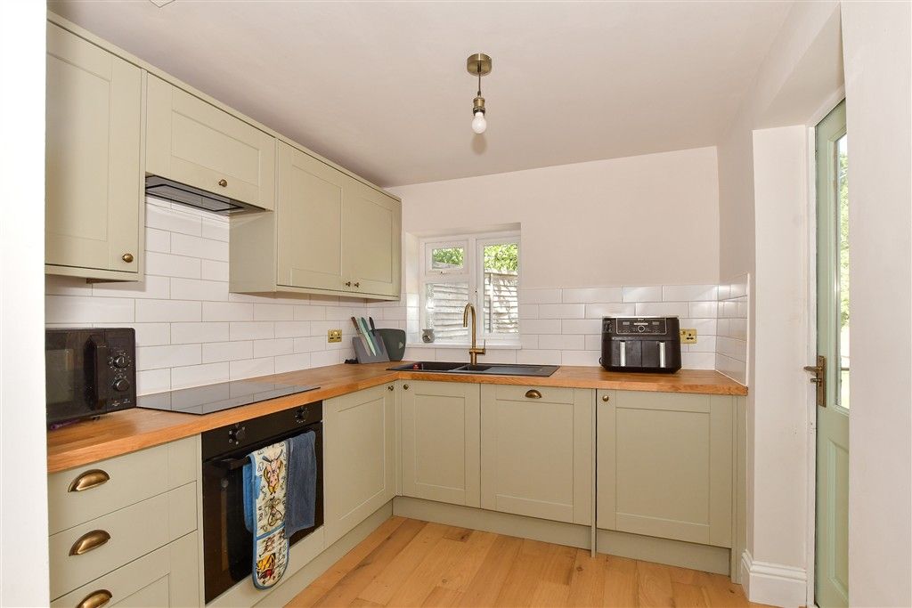 Property photo 1 of 16 Kitchen