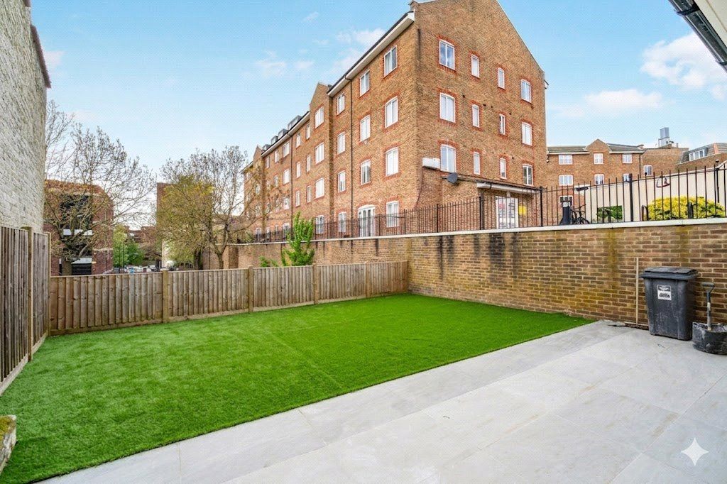 Property photo 3 of 19 Picture No. 24