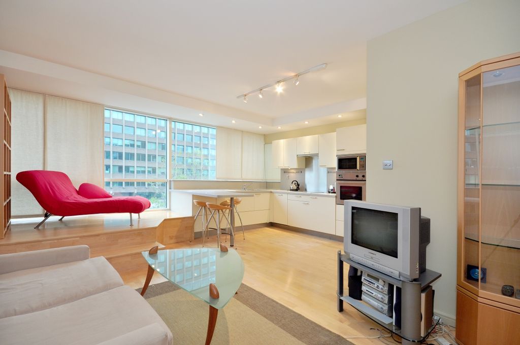 Property photo 1 of 7 16 The Panoramic ...