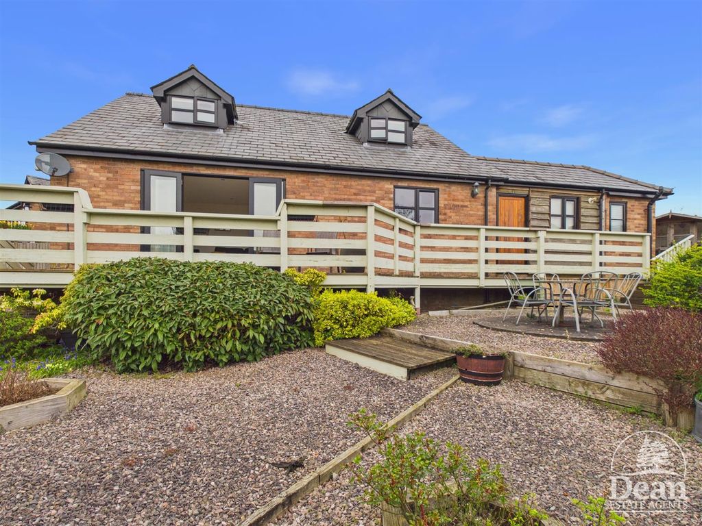 Property photo 1 of 30