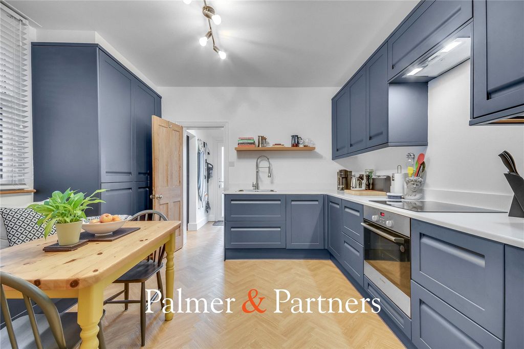 Property photo 3 of 19 Picture No. 07