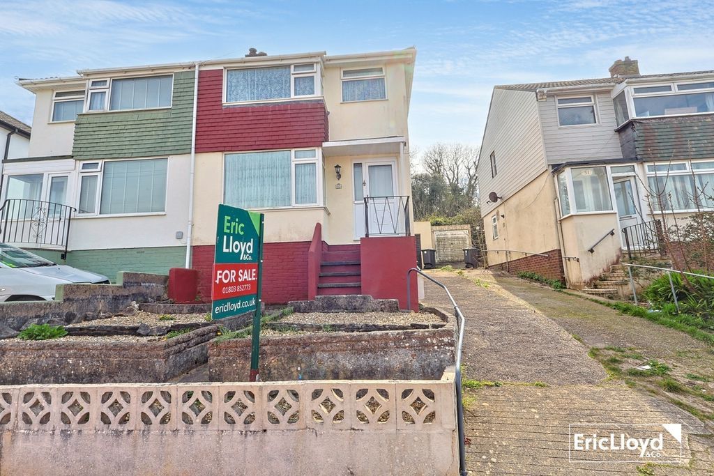 Property photo 1 of 13 Photo 17