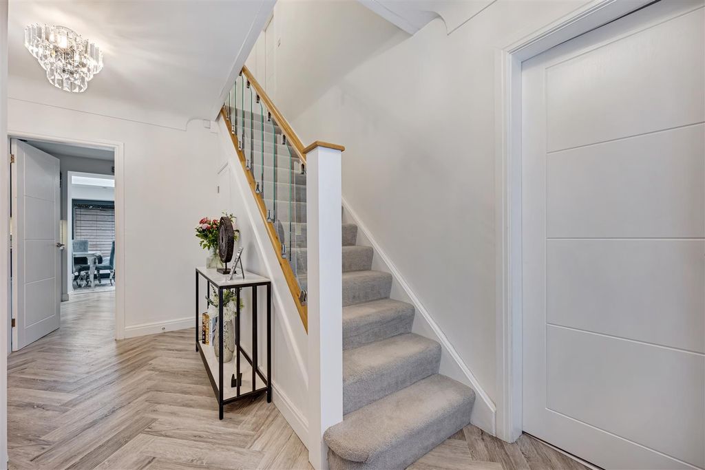 Property photo 2 of 35 Hallway