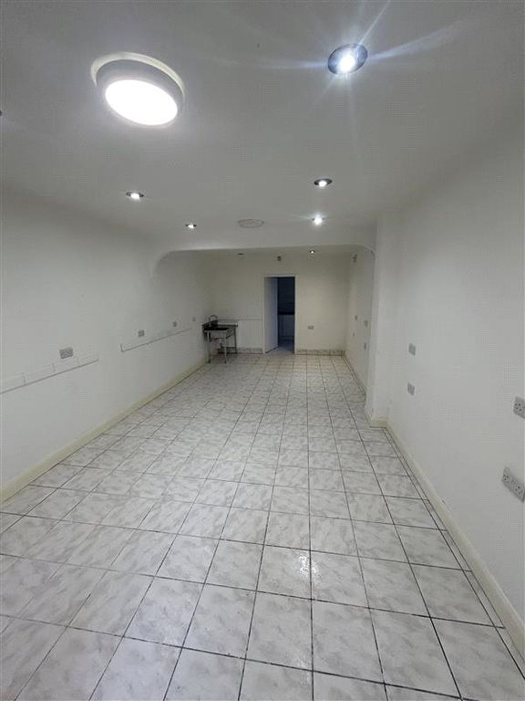 Property photo 3 of 5 Picture No. 01