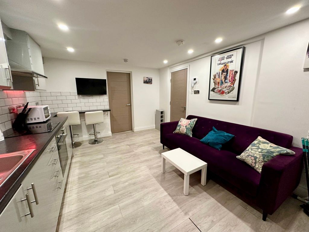 Property photo 2 of 9 Bedroom 2