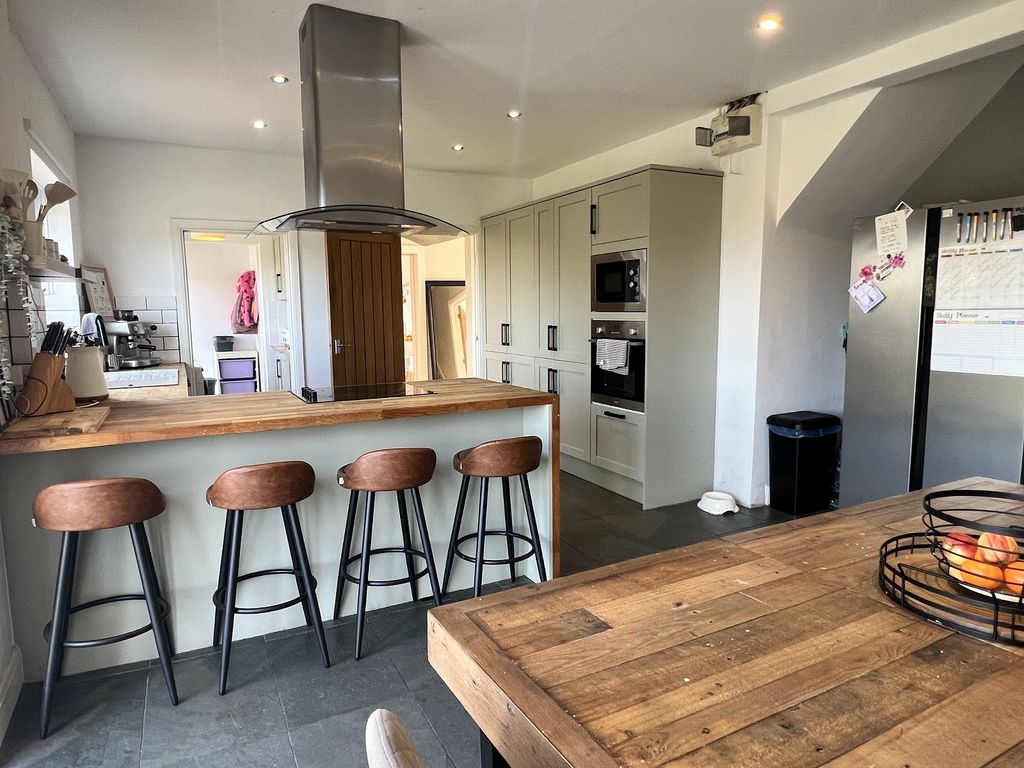 Property photo 3 of 26 Kitchen-Diner