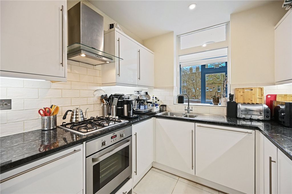 Property photo 2 of 11 Picture No. 09