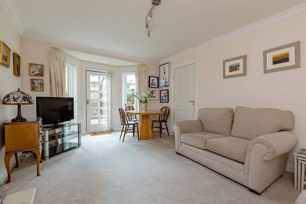 Property photo 3 of 14 Picture No. 02