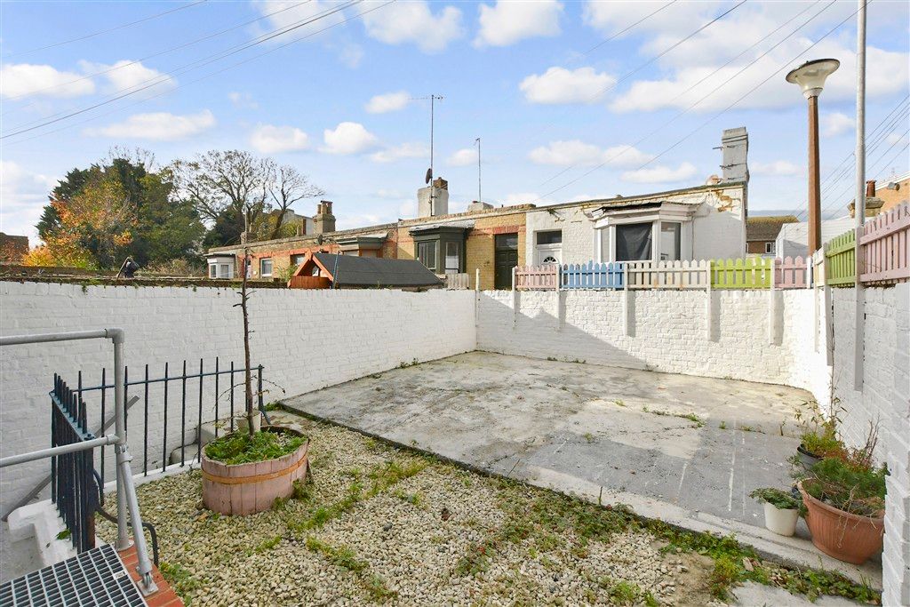 Property photo 1 of 10 Rear Garden