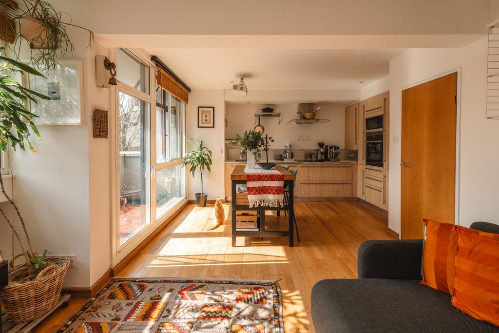 Property photo 1 of 20 338416 - 7Keelinghouse_Highres-19.Jpg