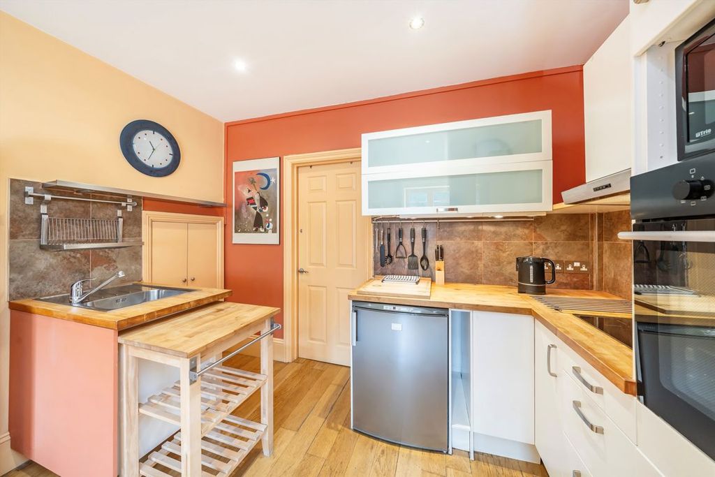 Property photo 2 of 4