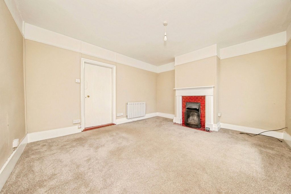 Property photo 3 of 14 Picture No. 24