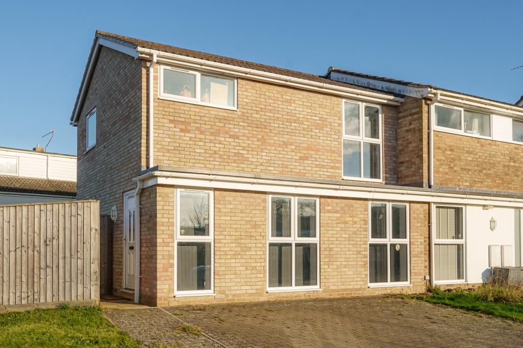 Property photo 1 of 18 External Front