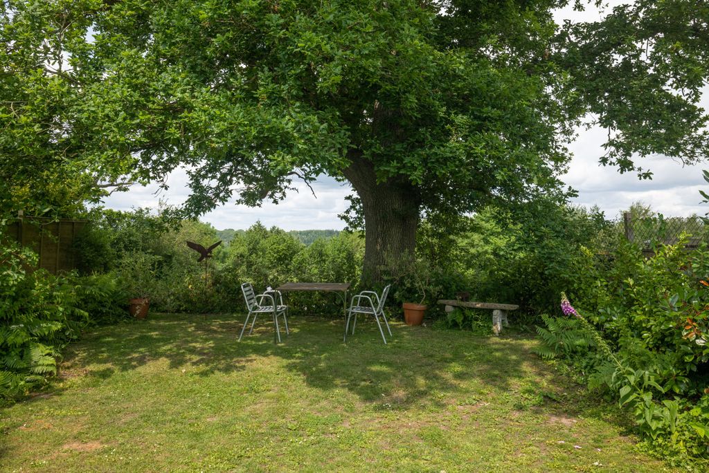 Property photo 3 of 22 Picture No. 11