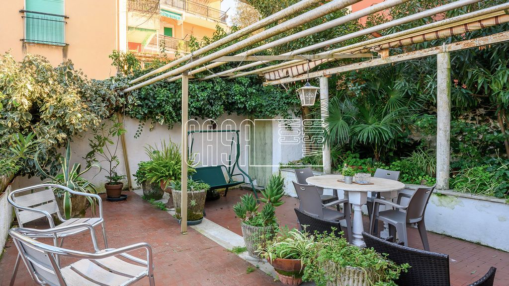 Property photo 2 of 35