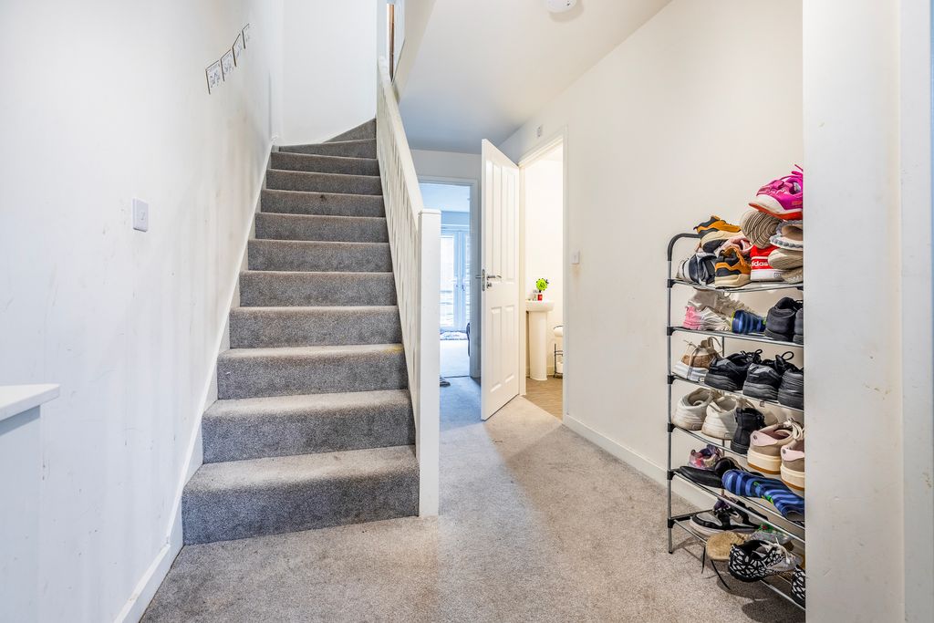 Property photo 2 of 23 2