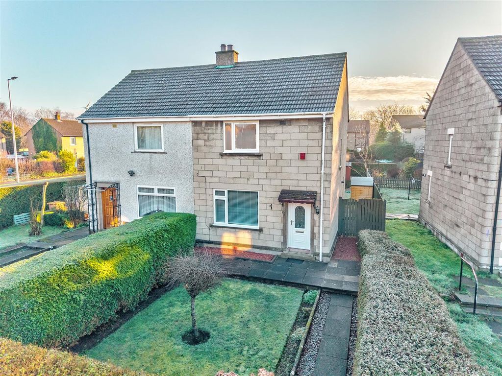 Property photo 1 of 15 56 Ballantrae Gardens Dundee-2.Jpg