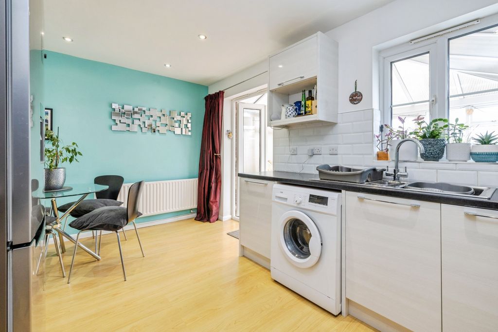 Property photo 2 of 14 Kitchen/Diner