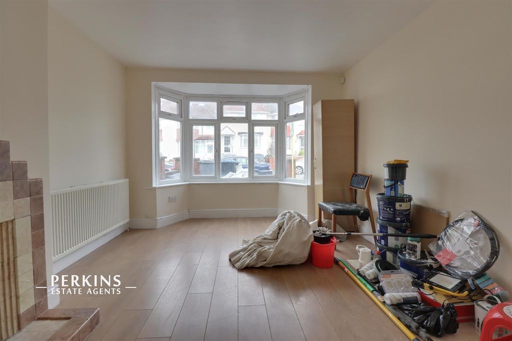 Property photo 3 of 11 Rec .Jpg