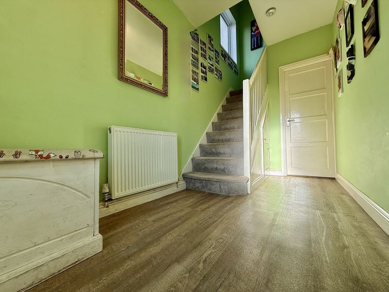 Property photo 2 of 31 Photo 5