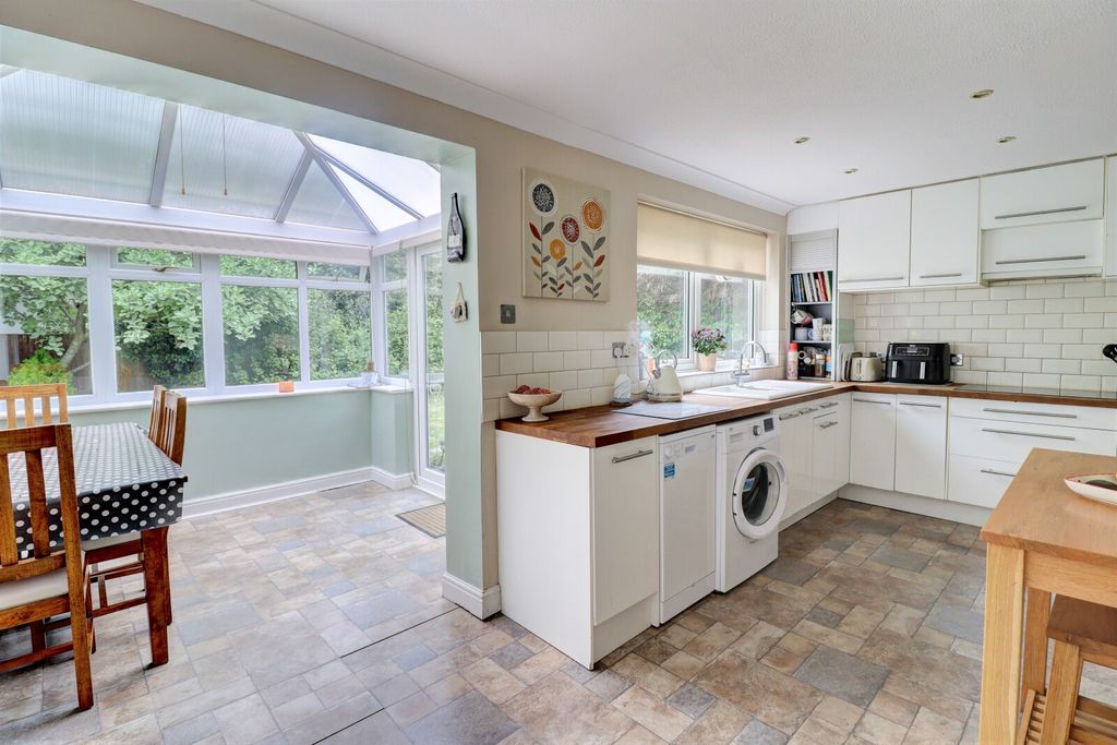 Property photo 3 of 13 Picture No. 04