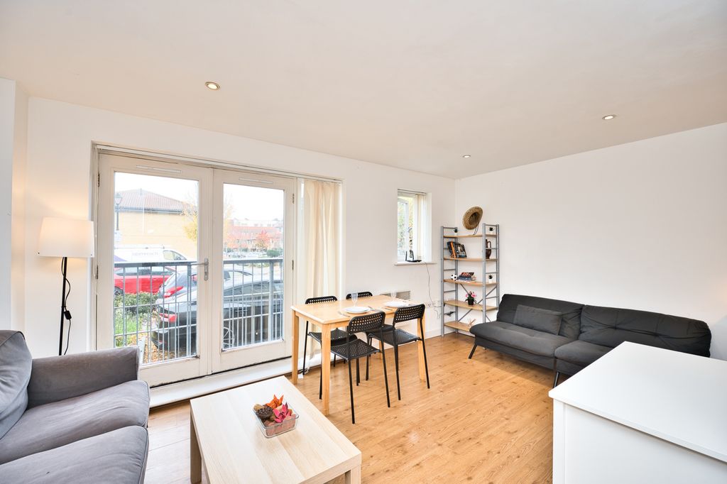 Property photo 2 of 10