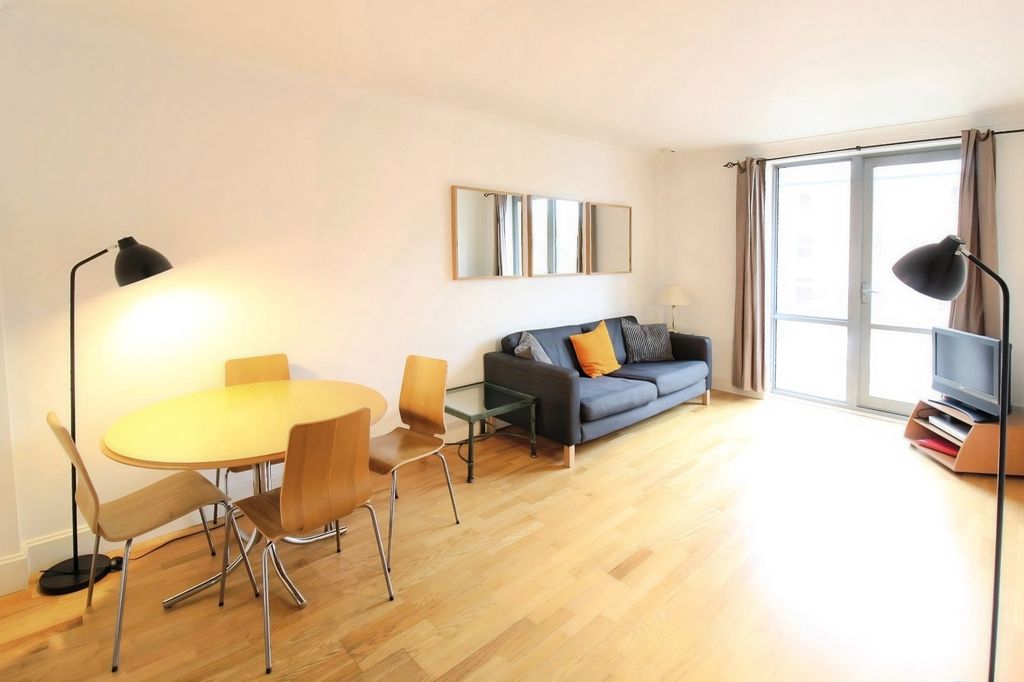 Property photo 2 of 9 Picture No. 18