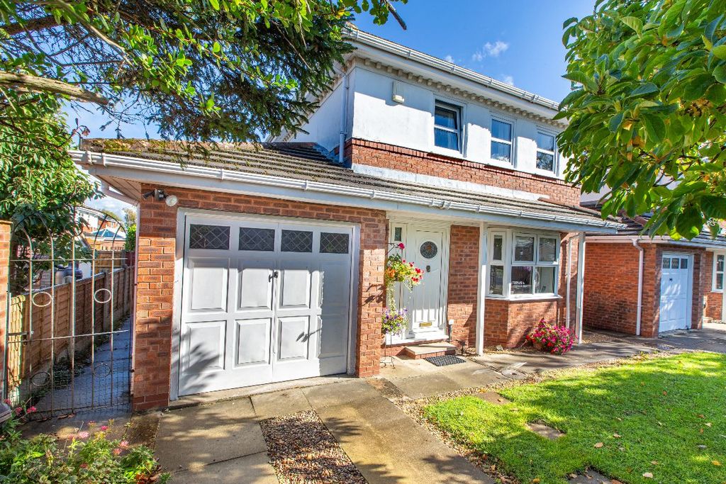 Property photo 1 of 29