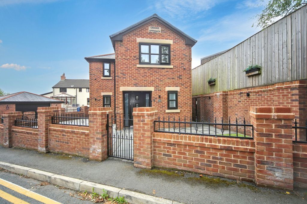 Property photo 1 of 25