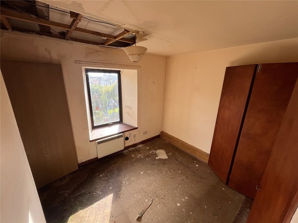 Property photo 3 of 7 Picture No. 05