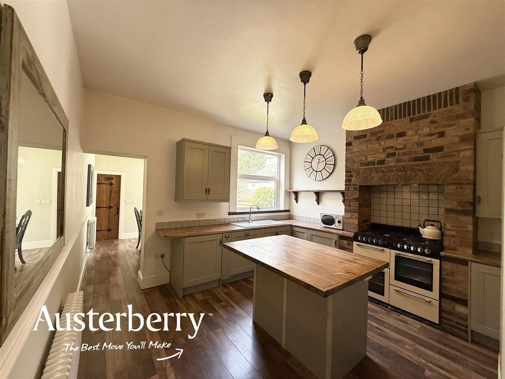 Property photo 3 of 18 Img_9335.Jpg