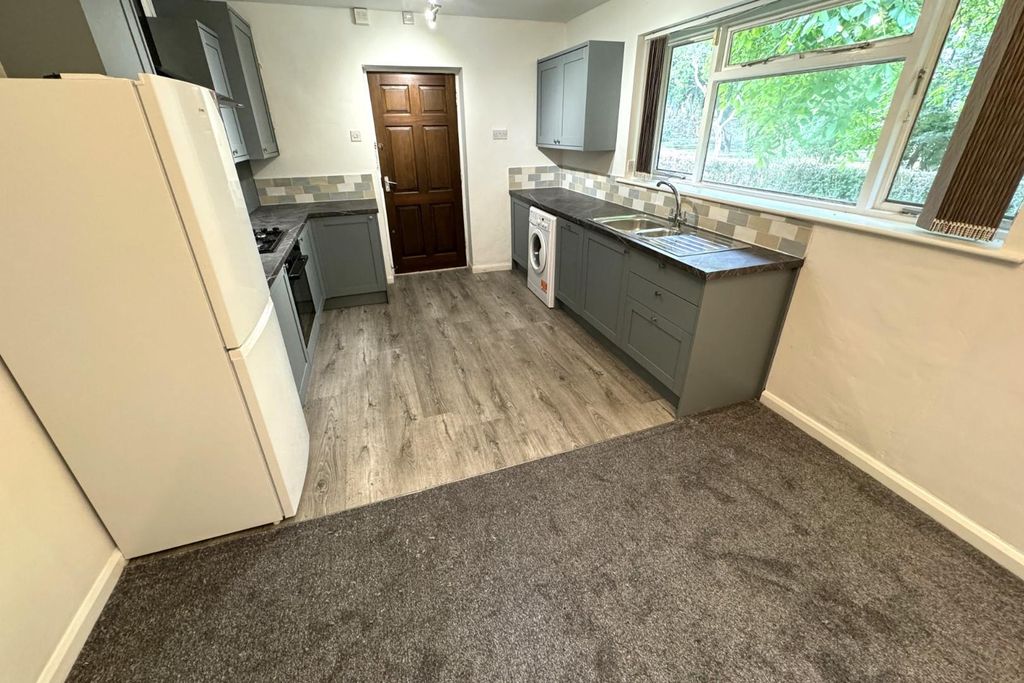 Property photo 3 of 17 3.Jpg