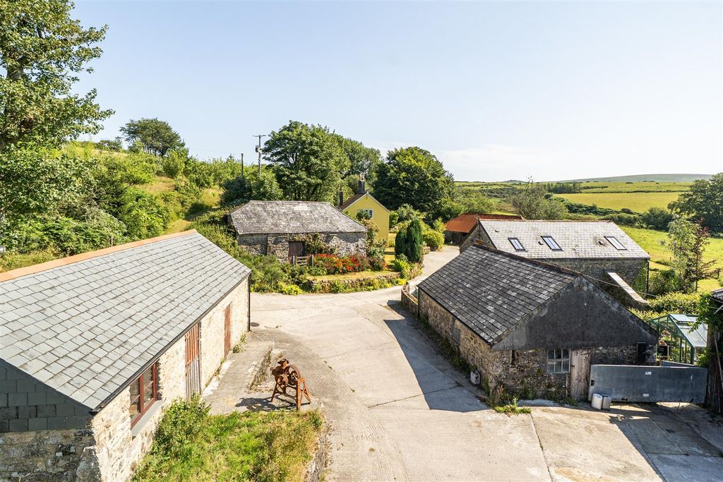 Property photo 2 of 43 Barns Elevated