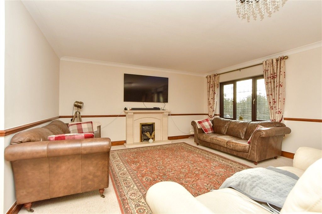 Property photo 3 of 15 Lounge/Diner