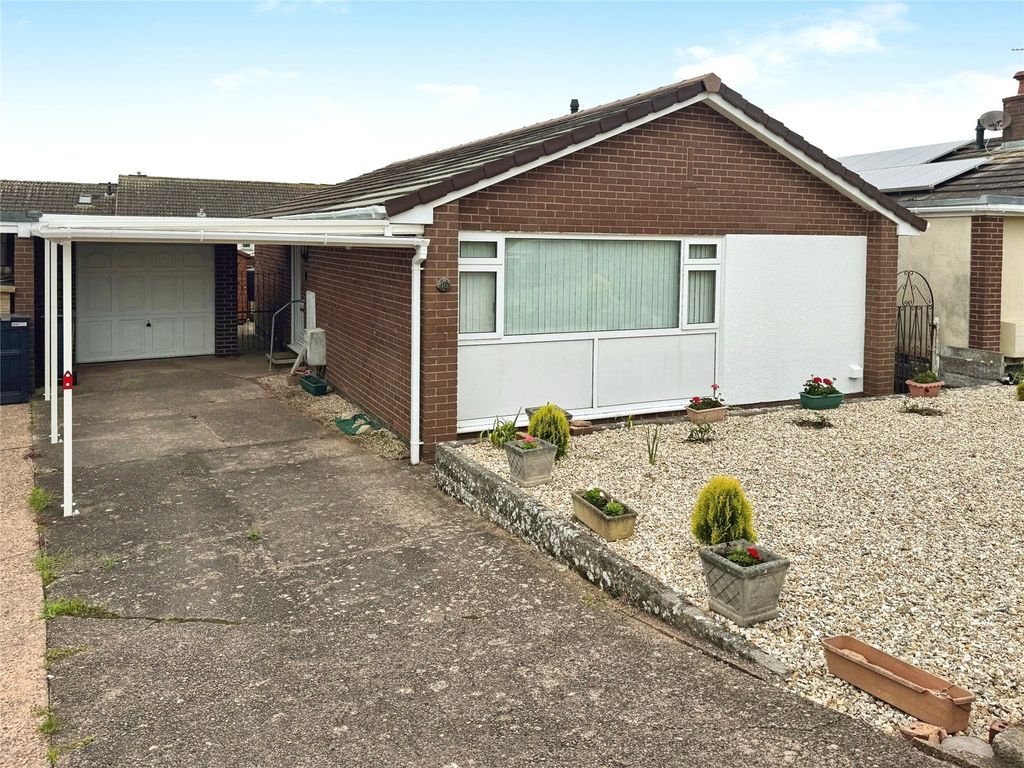 Property photo 1 of 11 Front