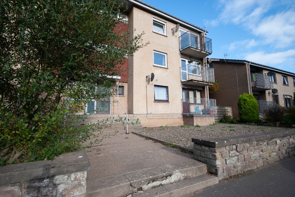 Property photo 2 of 12 Photo 2