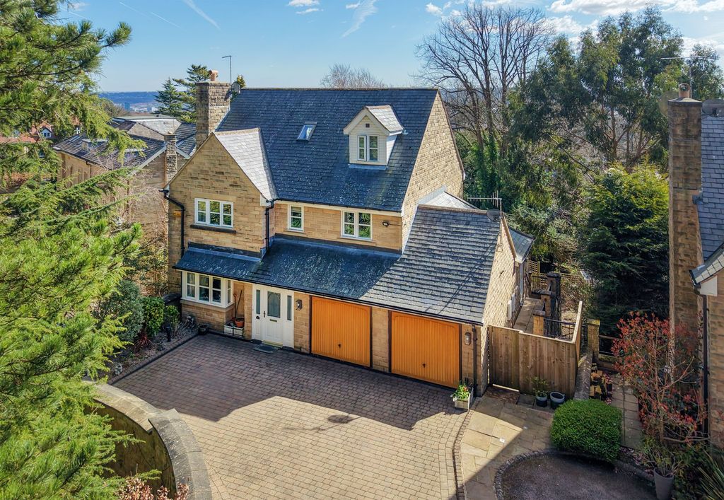 Property photo 1 of 28