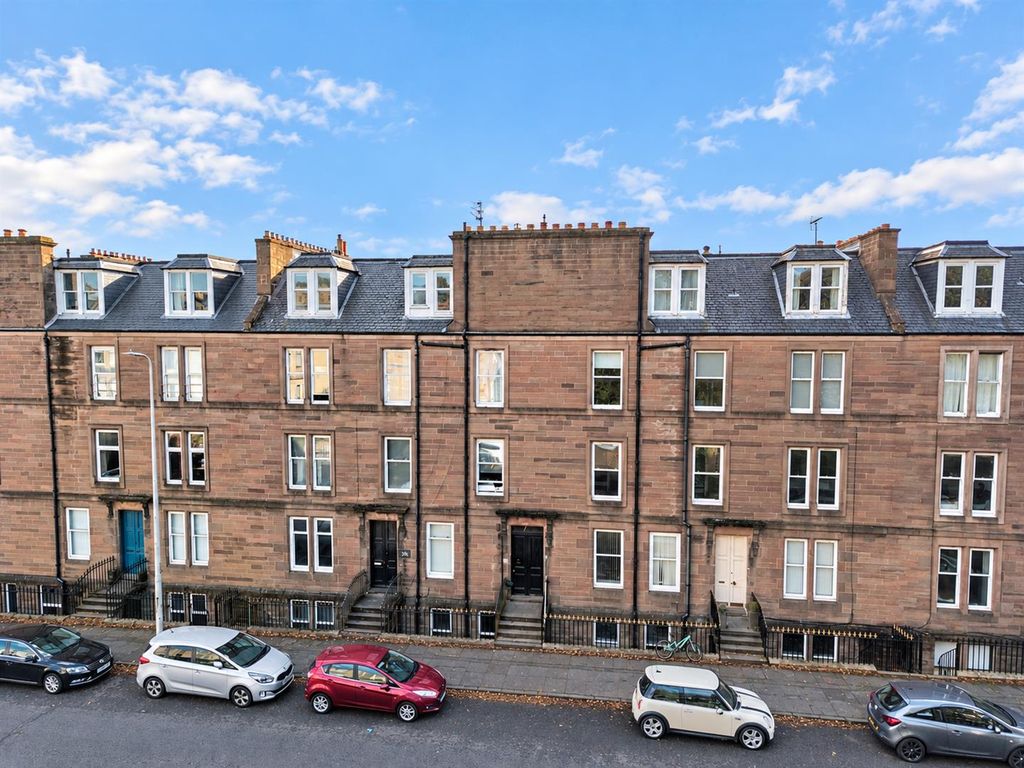 Property photo 1 of 28 3-2 378 Perth Road Dundee-1.Jpg