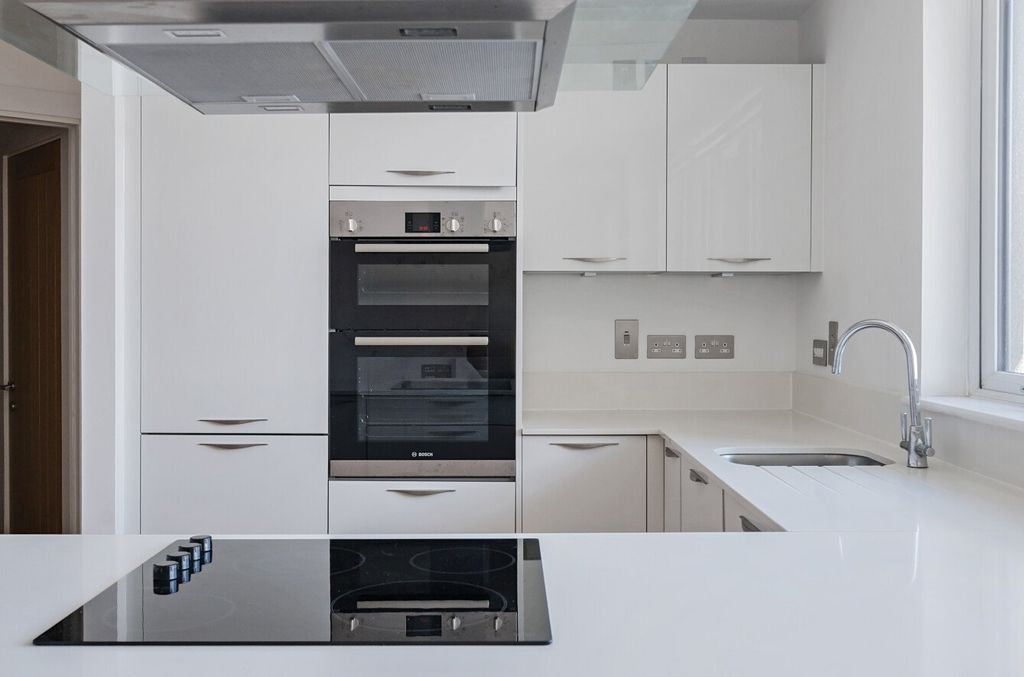 Property photo 2 of 13 Picture No. 05